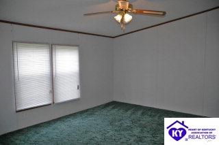 Listing Picture 201 Preakness Drive Elizabethtown, KY 42701 MLS HK9996153