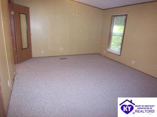 Listing Picture 500 Robbins Drive Vine Grove, KY 40175 MLS HK9996314