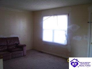 Listing Picture 76 Jefferson Place Bardstown, KY 40004 MLS HK9996711