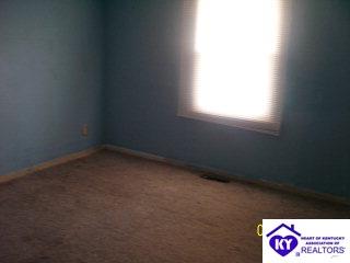 Listing Picture 76 Jefferson Place Bardstown, KY 40004 MLS HK9996711