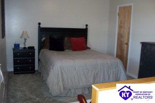 Listing Picture 132 Hickory Hill Drive Elizabethtown, KY 42701 MLS HK9996558