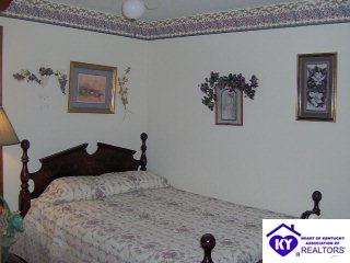 Listing Picture 1530 Garnett Road Campbellsville, KY 42718 MLS HK9996761