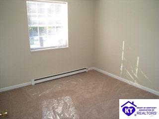 Listing Picture 315 Par Lane Elizabethtown, KY 42701 MLS HK9996976