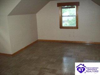 Listing Picture 203 S Elm Grove Bardstown, KY 40004 MLS HK9997603