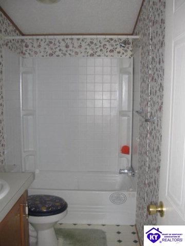 Listing Picture 1080 Viers Lane Vine Grove, KY 40175 MLS HK9997679