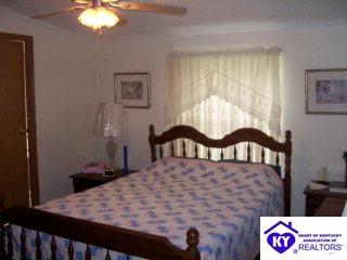 Listing Picture 110 Henderson Wood Drive Vine Grove, KY 40175 MLS HK9997367