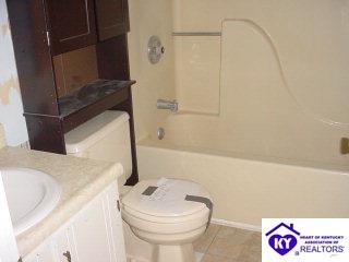 Listing Picture 104 Morning Glory Court Radcliff, KY 40160 MLS HK9997798