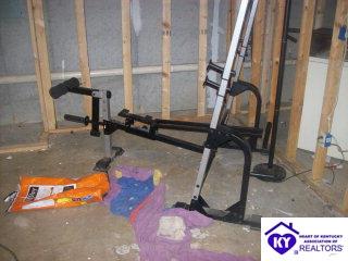 Listing Picture 125 Ashley Court Louisville, KY 40229 MLS HK9997644