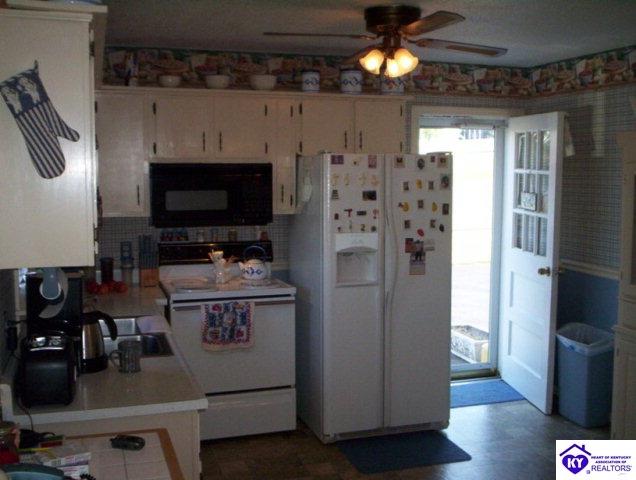 Listing Picture 2820 Hodgenville Road Elizabethtown, KY 42701 MLS HK9998074