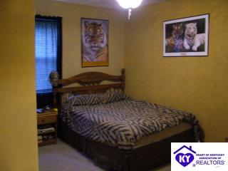 Listing Picture 56 Beech Court Elizabethtown, KY 42701 MLS HK9997666