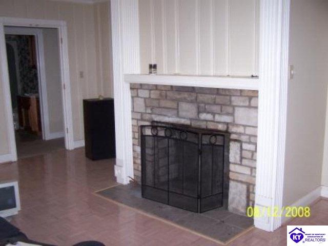 Listing Picture 200 Vial Street Horse Cave, KY 42749 MLS HK9998528