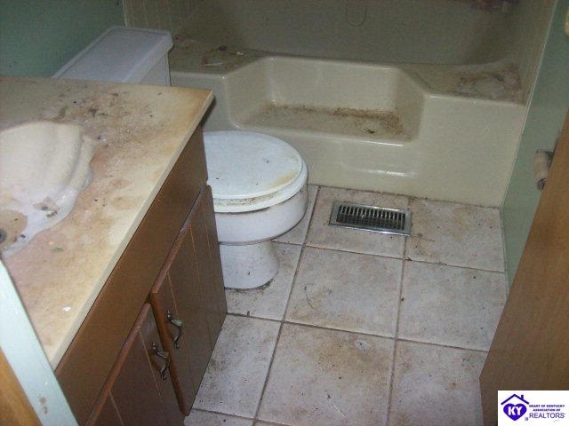 Listing Picture 379 Blackjack Road Radcliff, KY 40160 MLS HK9998165