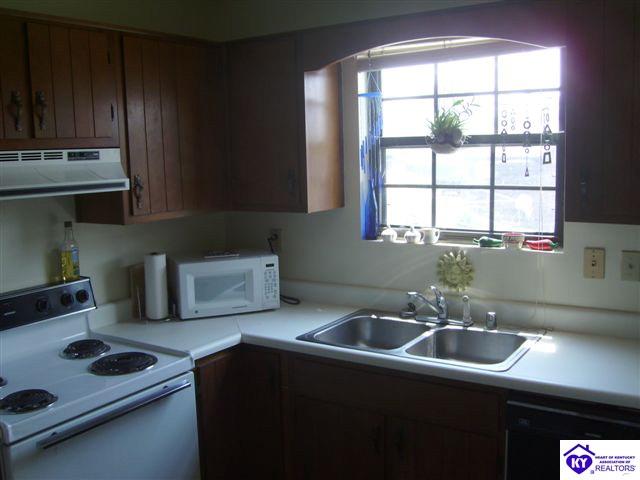 Listing Picture 106A Melanie Lane Elizabethtown, KY 42701 MLS HK9998245