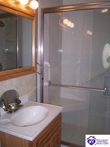 Listing Picture 708 Hardin Street Vine Grove, KY 40175 MLS HK9998468