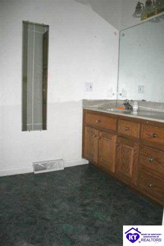 Listing Picture 167 Christerson Lane Campbellsville, KY 42718 MLS HK9998830