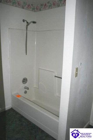 Listing Picture 167 Christerson Lane Campbellsville, KY 42718 MLS HK9998830