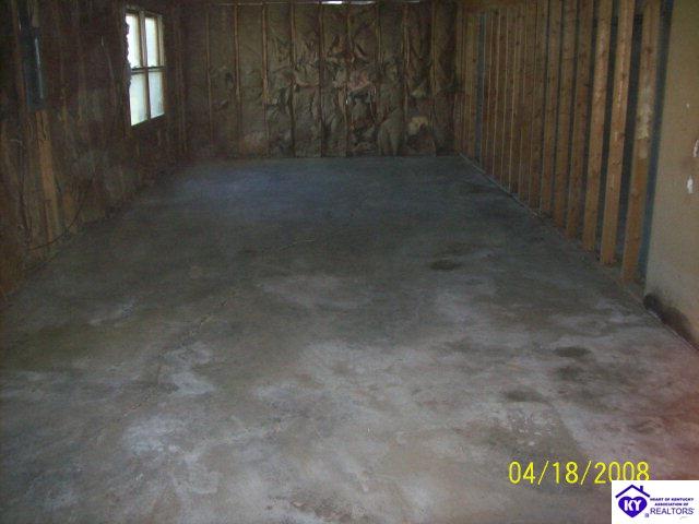 Listing Picture 201 College Avenue Elizabethtown, KY 42701 MLS HK9998766