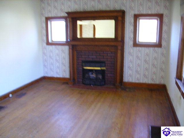 Listing Picture 106 W French Street Elizabethtown, KY 42701 MLS HK9998974
