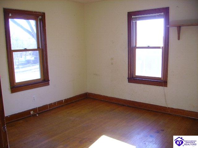 Listing Picture 106 W French Street Elizabethtown, KY 42701 MLS HK9998974