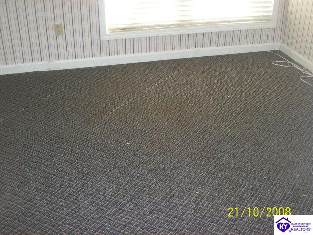 Listing Picture 303 Wildwood Way Campbellsville, KY 42718 MLS HK9998383