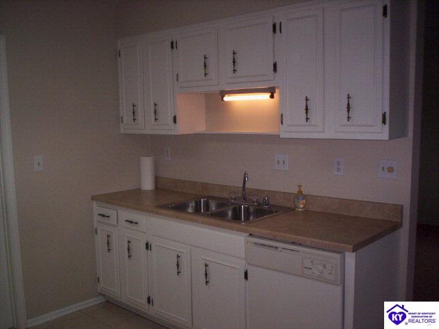 Listing Picture 3728 Charter Oaks Drive Louisville, KY 40241 MLS HK9998791