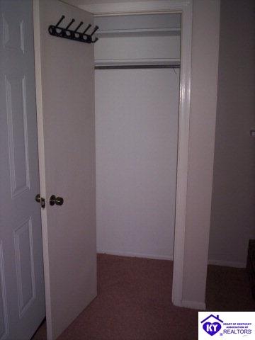 Listing Picture 3728 Charter Oaks Drive Louisville, KY 40241 MLS HK9998791