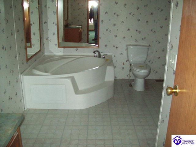 Listing Picture 300 Preakness Drive Elizabethtown, KY 42701 MLS HK9998505