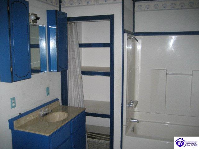 Listing Picture 221 Colesburg Road Elizabethtown, KY 42701 MLS HK9999052