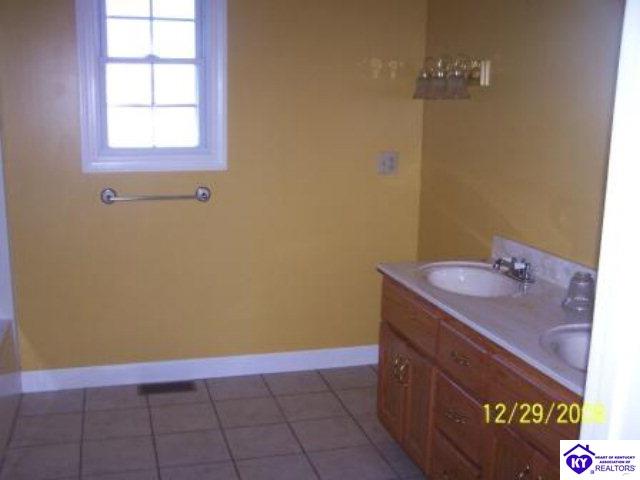 Listing Picture 1224 Bailey Road Magnolia, KY 42757 MLS HK9999288