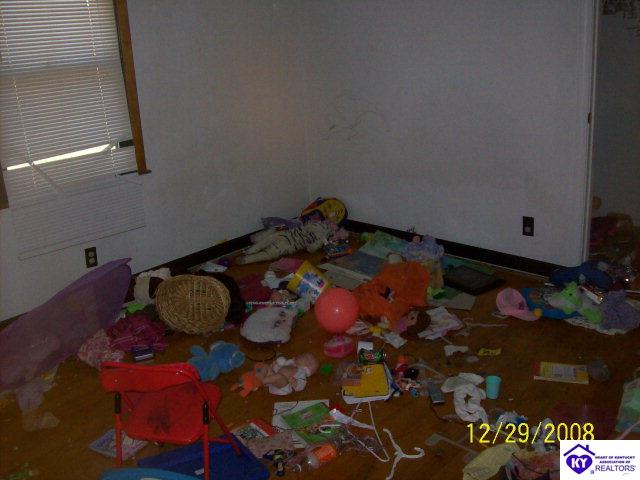 Listing Picture 552 Gates Road Elizabethtown, KY 42701 MLS HK9999409