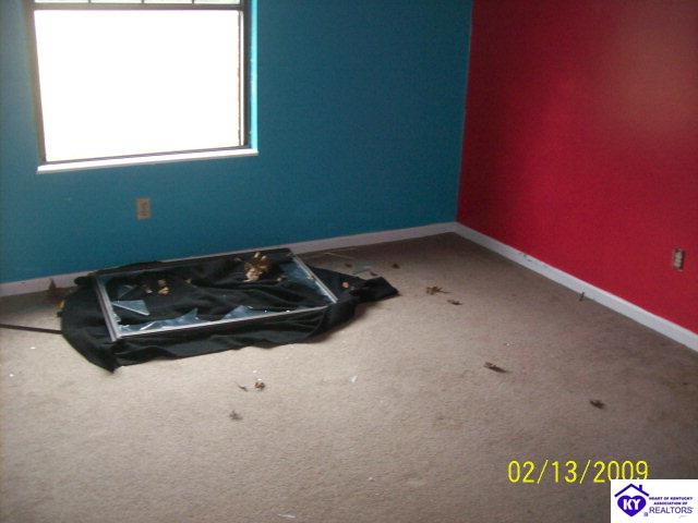 Listing Picture 109 Secretariat Road Elizabethtown, KY 42701 MLS HK9999779