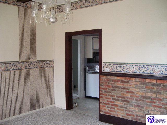 Listing Picture 212 S Woodlawn Avenue Irvington, KY 40146 MLS HK9999726