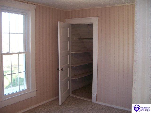 Listing Picture 212 S Woodlawn Avenue Irvington, KY 40146 MLS HK9999726