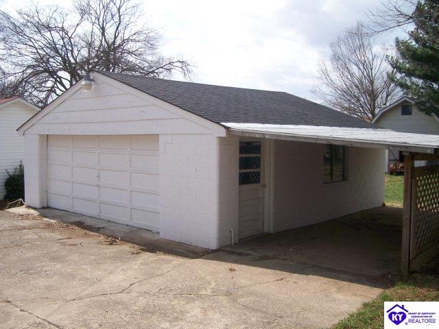 Listing Picture 212 S Woodlawn Avenue Irvington, KY 40146 MLS HK9999726