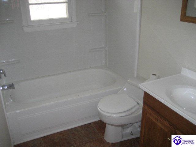 Listing Picture 1143 Evelyn Drive Radcliff, KY 40160 MLS HK9999427