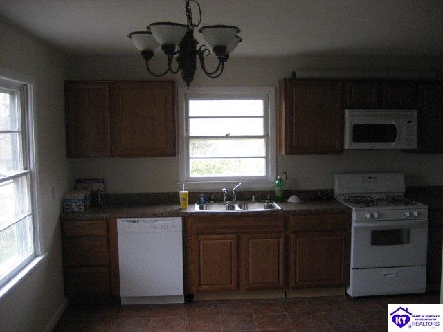 Listing Picture 1143 Evelyn Drive Radcliff, KY 40160 MLS HK9999427