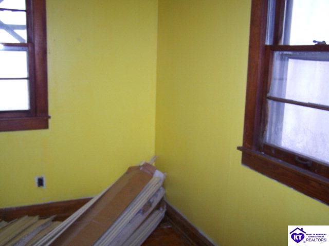 Listing Picture 206 S Main Street Muldraugh, KY 40155 MLS HK9999201