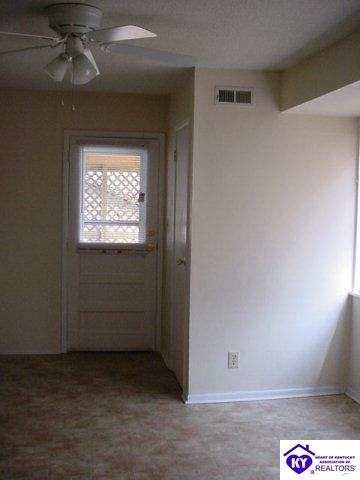 Listing Picture 1205 Western Avenue Elizabethtown, KY 42701 MLS HK9999847