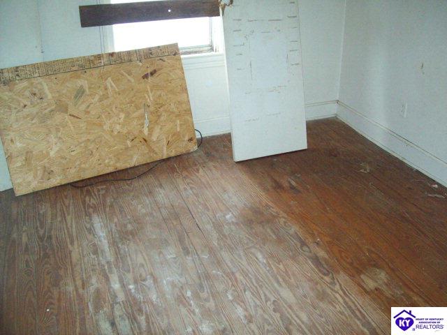 Listing Picture 812 Allison Avenue Bardstown, KY 40004 MLS HK9999864