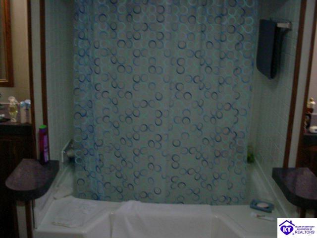 Listing Picture 154 Cedar Hill Drive Elizabethtown, KY 42701 MLS HK9999944