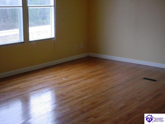 Listing Picture 2147 Star Mills Eastview Road Glendale, KY 42740 MLS HK9999972