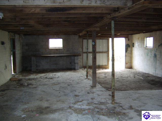 Listing Picture 1535 Bardstown Road Hodgenville, KY 42748 MLS HK9999974