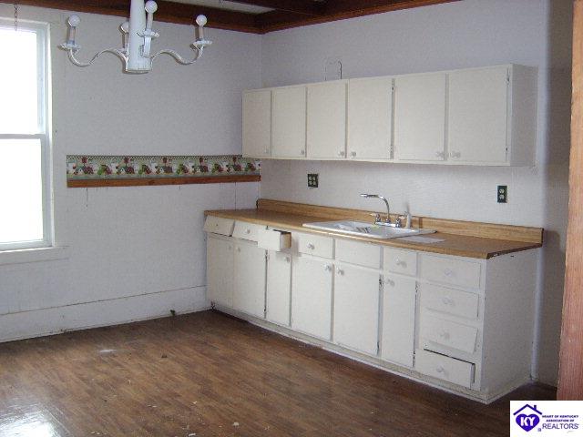 Listing Picture 1535 Bardstown Road Hodgenville, KY 42748 MLS HK9999974