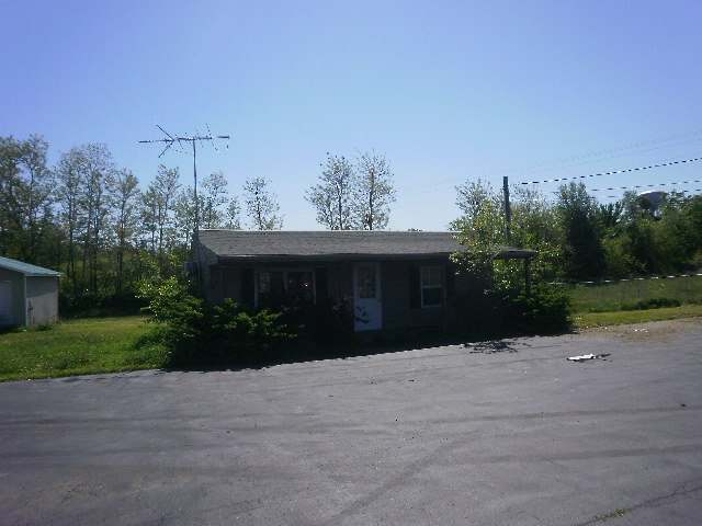Listing Picture 711 S Lincoln Boulevard Hodgenville, KY 42748 MLS HK10005899