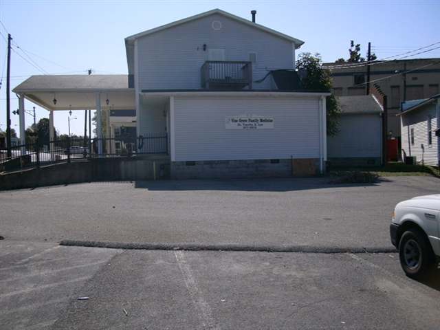 Listing Picture 101 W Main Street Vine Grove, KY 40175 MLS HK10008018