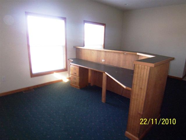 Listing Picture 607 N Third Street Bardstown, KY 40004 MLS HK10008620