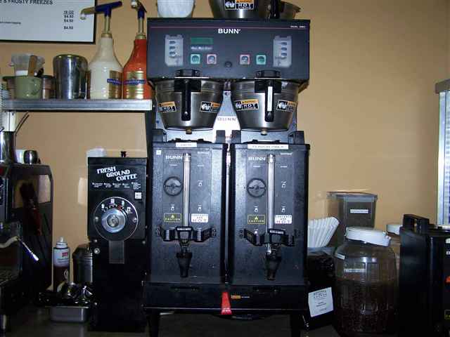 Listing Picture 2410 Ring Road Elizabethtown, KY 42701 MLS HK10012288