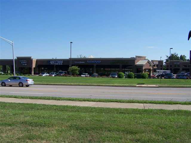 Listing Picture 2410 Ring Road Elizabethtown, KY 42701 MLS HK10012288