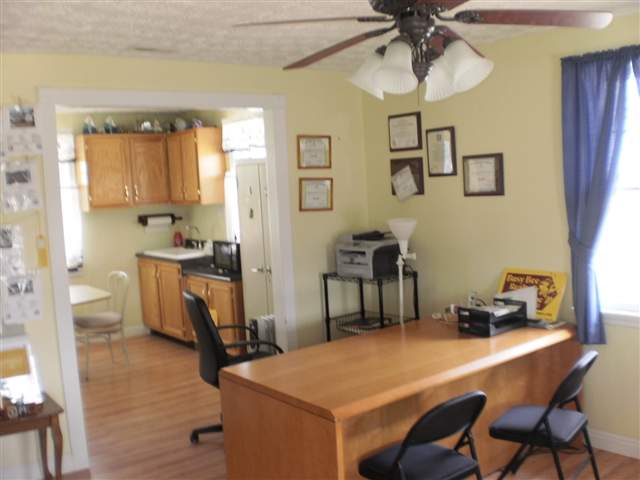 Listing Picture 203 W Highway 62 Leitchfield, KY 42754 MLS HK10012727