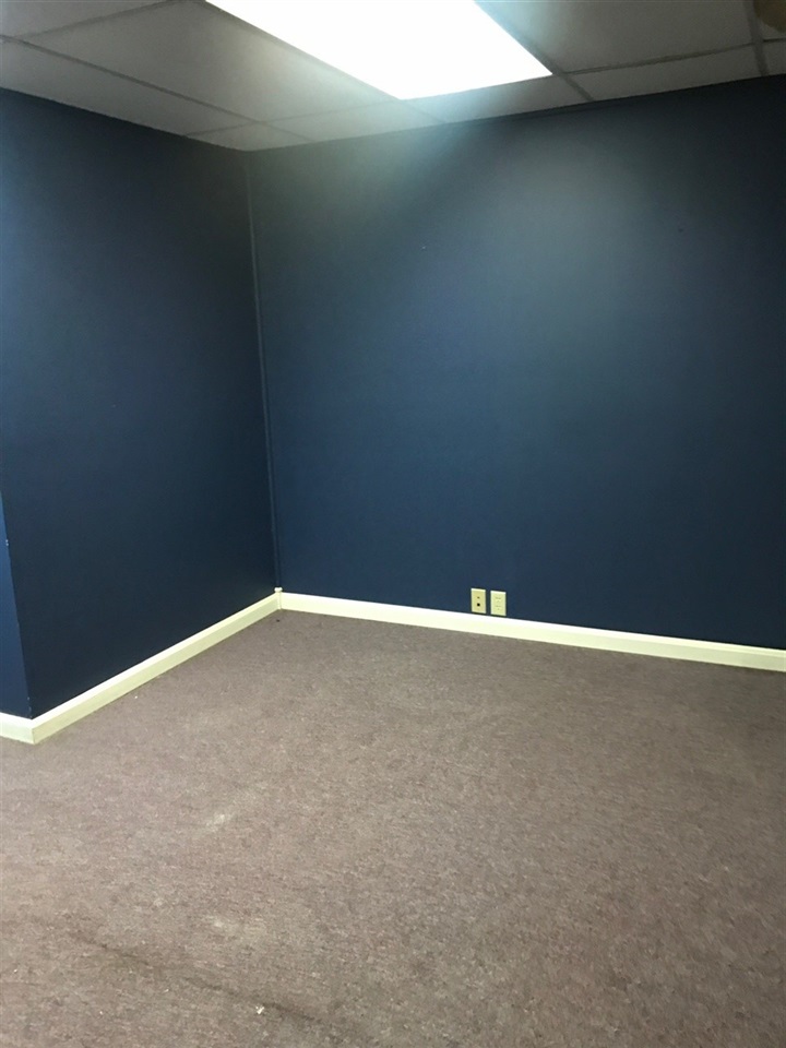 Listing Picture 222 E First Street Campbellsville, KY 42718 MLS HK10047459